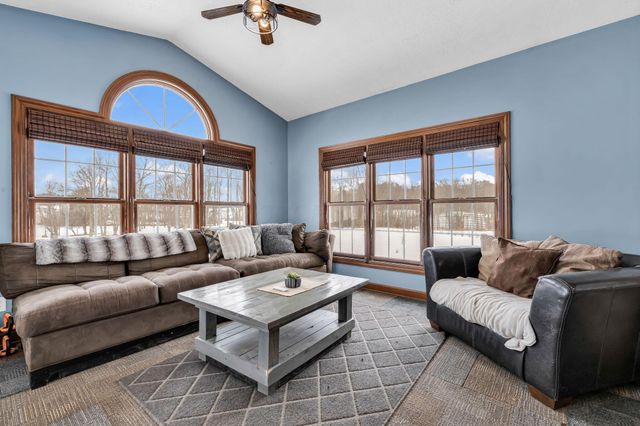 3401 Whitetail Drive W, Lexington, OH 44904