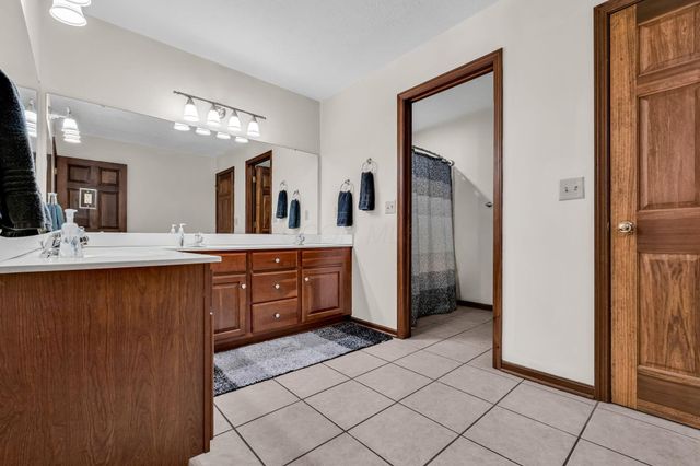 3401 Whitetail Drive W, Lexington, OH 44904