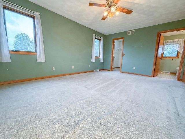 1965 Rockfence Lane, Beloit, WI 53511