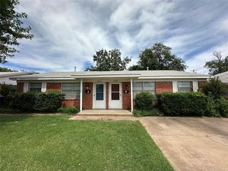 2033 Delaware Lane, Norman, OK 73071