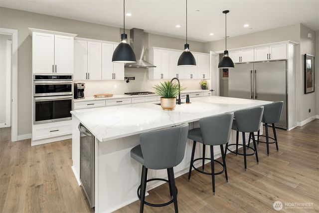 18201 17th Street E, Lake Tapps, WA 98391