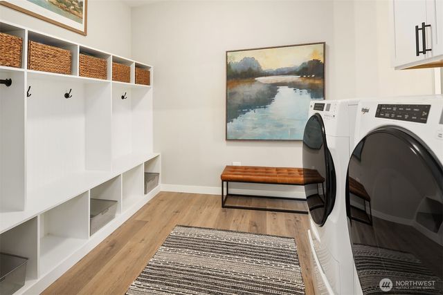 18201 17th Street E, Lake Tapps, WA 98391