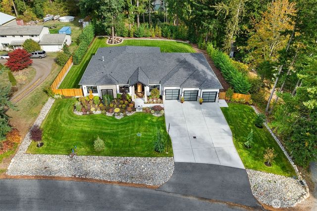 18201 17th Street E, Lake Tapps, WA 98391