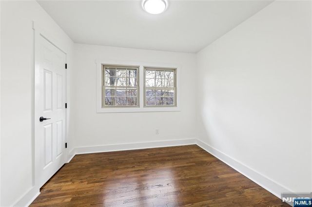 6 Van Buren Avenue, Vernon, NJ 07462