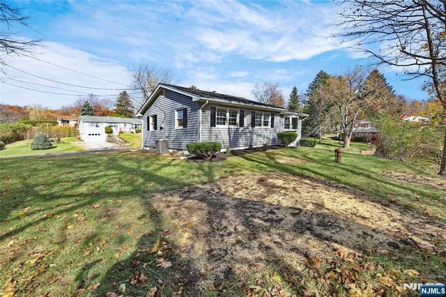 6 Van Buren Avenue, Vernon, NJ 07462