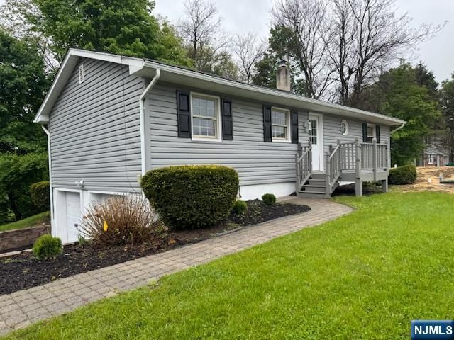 6 Van Buren Avenue, Vernon, NJ 07462
