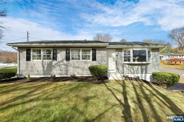 6 Van Buren Avenue, Vernon, NJ 07462