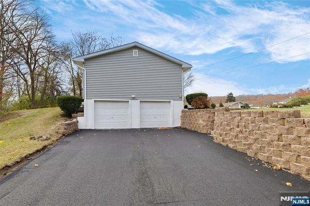 6 Van Buren Avenue, Vernon, NJ 07462