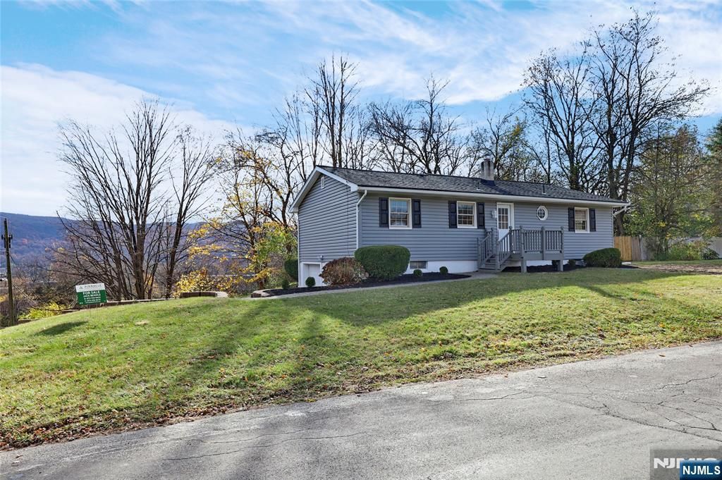 6 Van Buren Avenue, Vernon, NJ 07462