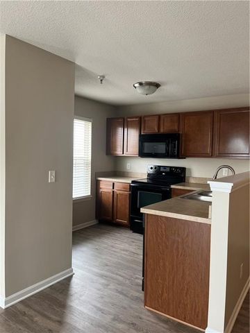 5600 NE 80th Unit 2 A Terrace, Kansas City, MO 64119