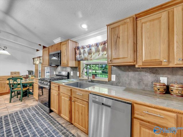 21738 New Garden Road, Elkmont, AL 35620