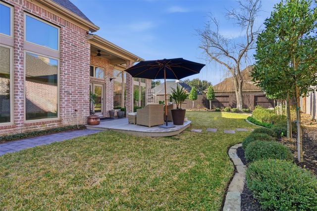 8706 Rippling Water Drive, Sugar Land, TX 77479