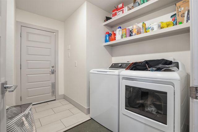 8706 Rippling Water Drive, Sugar Land, TX 77479