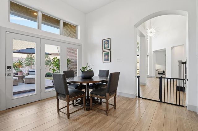 8706 Rippling Water Drive, Sugar Land, TX 77479