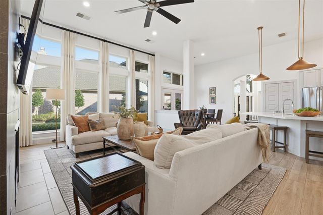 8706 Rippling Water Drive, Sugar Land, TX 77479