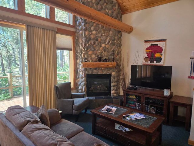 4673 Marsh Hawk Drive, Klamath Falls, OR 97601