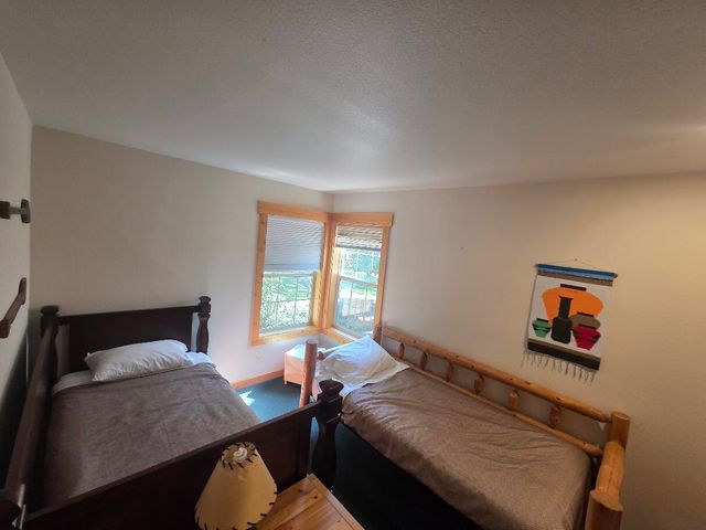 4673 Marsh Hawk Drive, Klamath Falls, OR 97601