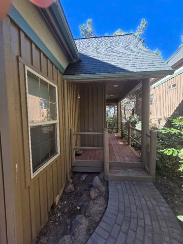 4673 Marsh Hawk Drive, Klamath Falls, OR 97601