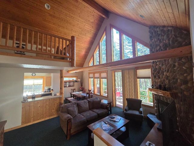4673 Marsh Hawk Drive, Klamath Falls, OR 97601