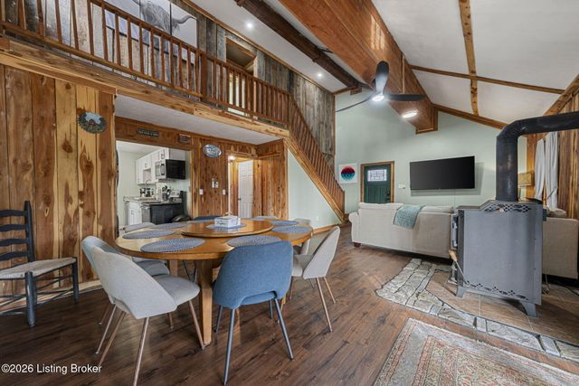 11 Arrowhead Dr, Cub Run, KY 42729