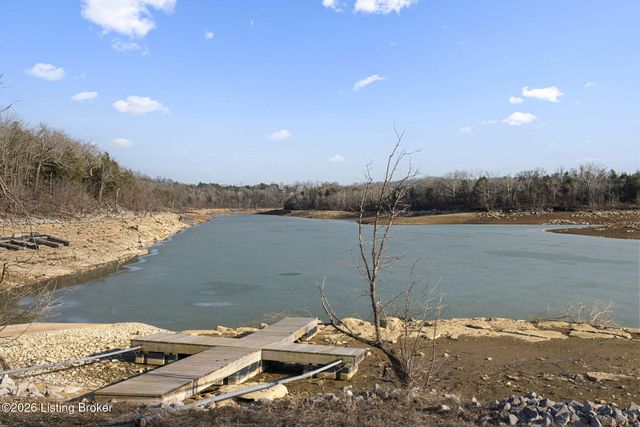 11 Arrowhead Dr, Cub Run, KY 42729