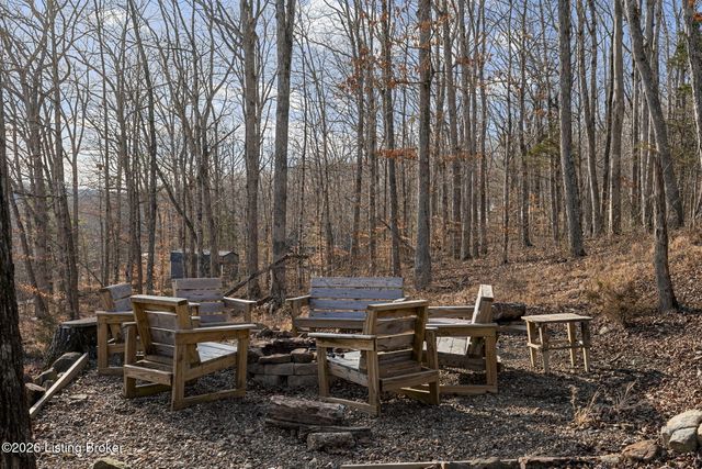 11 Arrowhead Dr, Cub Run, KY 42729