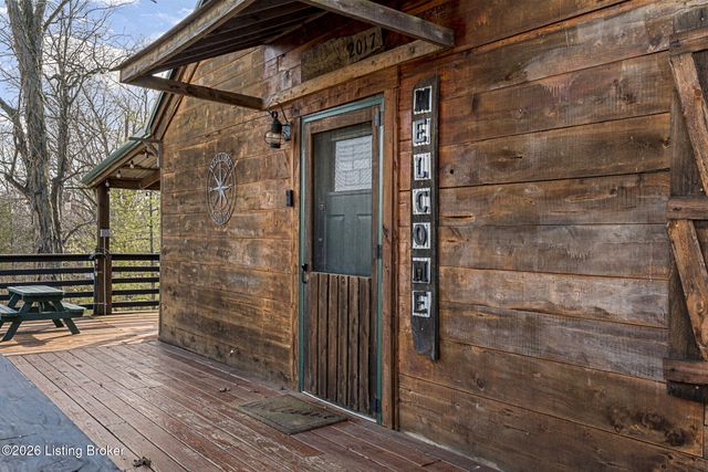 11 Arrowhead Dr, Cub Run, KY 42729