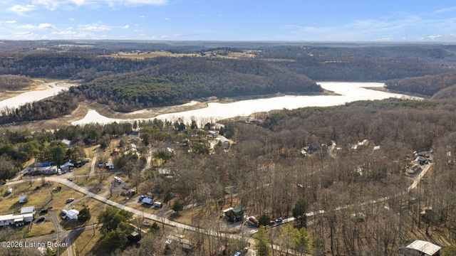 11 Arrowhead Dr, Cub Run, KY 42729