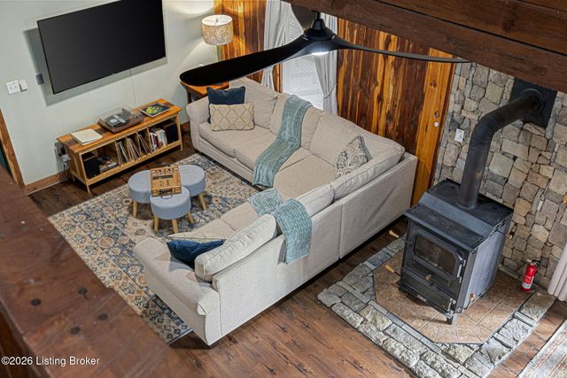 11 Arrowhead Dr, Cub Run, KY 42729