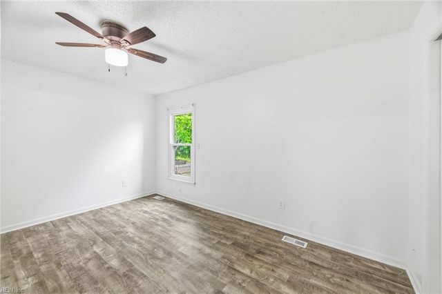 3921 Buchanan DR, Virginia Beach, VA 23453