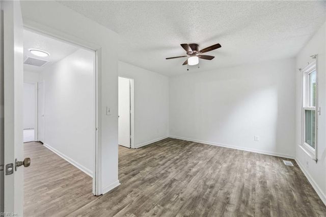 3921 Buchanan DR, Virginia Beach, VA 23453