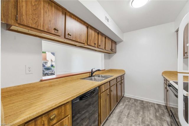 3921 Buchanan DR, Virginia Beach, VA 23453