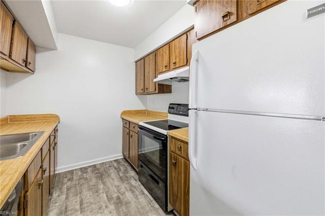 3921 Buchanan DR, Virginia Beach, VA 23453