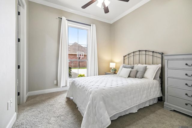 17916 Villa Trace Ave, Greenwell Springs, LA 70739