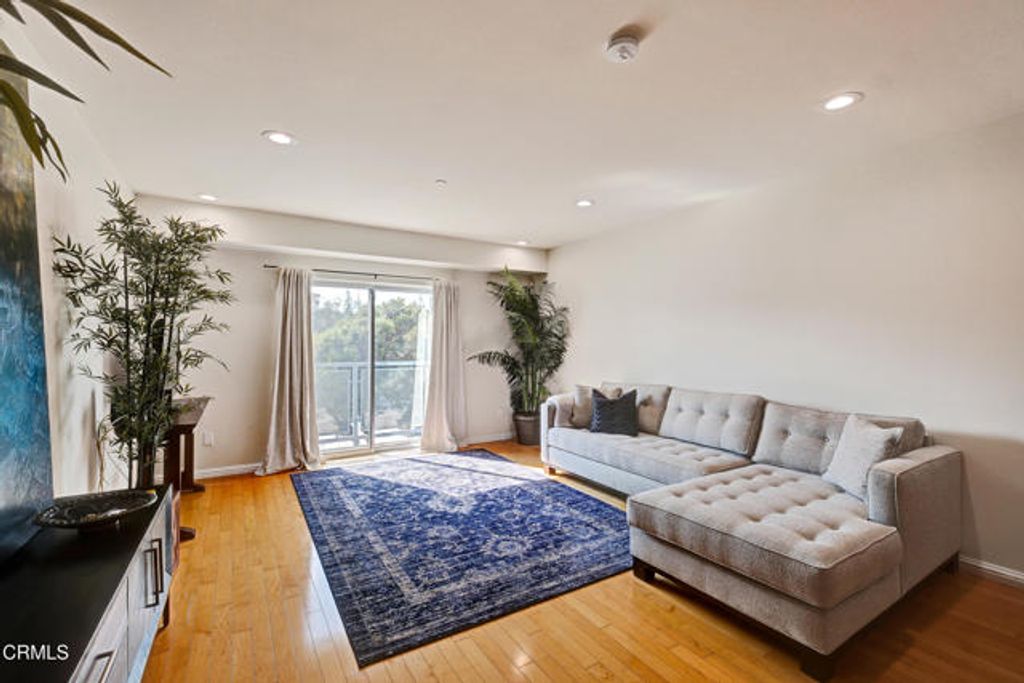 159 W Green Street 408, Pasadena, CA 91105