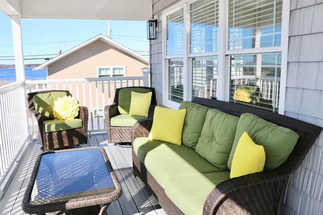 562 Nashua Street, Seabrook, NH 03874