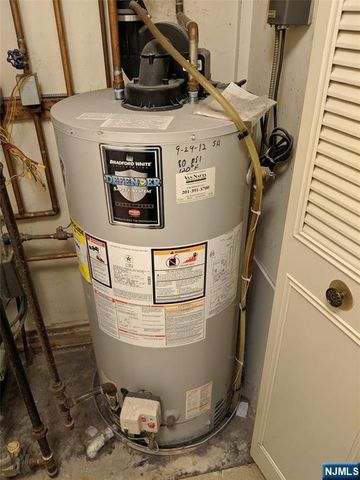 39 1 & 2 Smith, Waldwick, NJ 07463