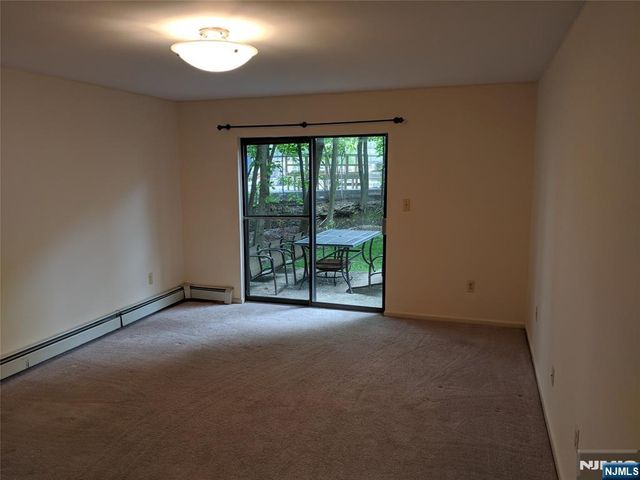 39 1 & 2 Smith, Waldwick, NJ 07463