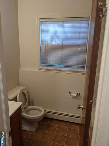 39 1 & 2 Smith, Waldwick, NJ 07463