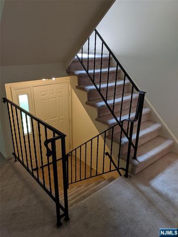 39 1 & 2 Smith, Waldwick, NJ 07463