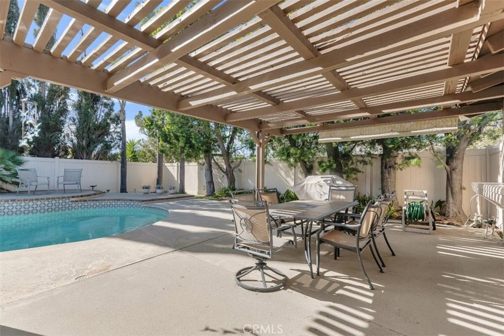 Image 30 of property listing at 20828 Bermuda Street, Chatsworth, CA 91311