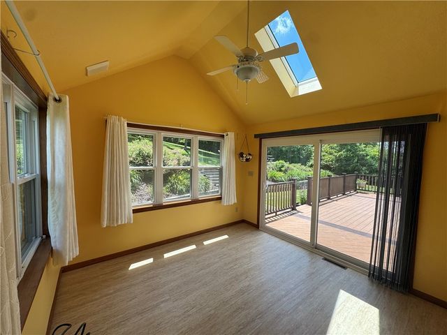 505 Orchard Lane, Freedom, PA 15042