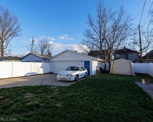 139 Cornell Avenue, Elyria, OH 44035