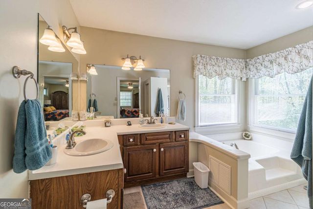 4629 Simpson Downs, Gainesville, GA 30507