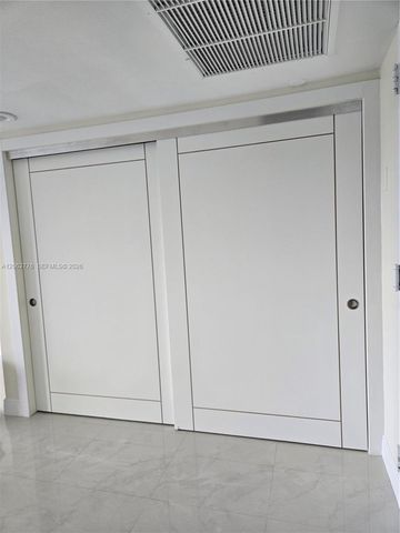 1800 NE 114th Street 911, Miami, FL 33181