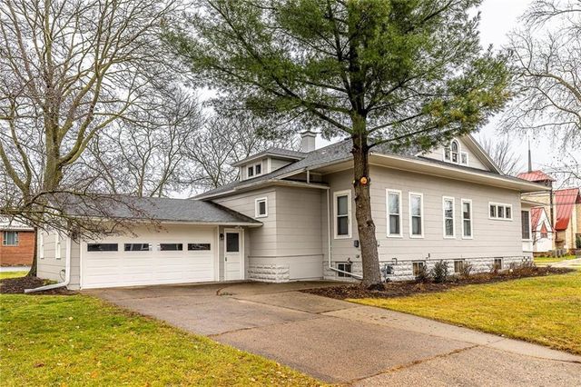 421 Harrison Street, Black River Falls, WI 54615