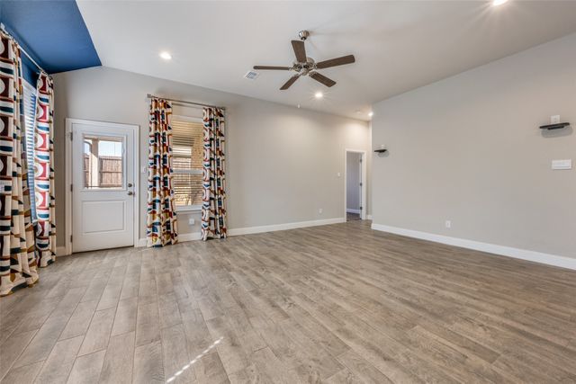 2216 Toucan Drive, Denton, TX 76205