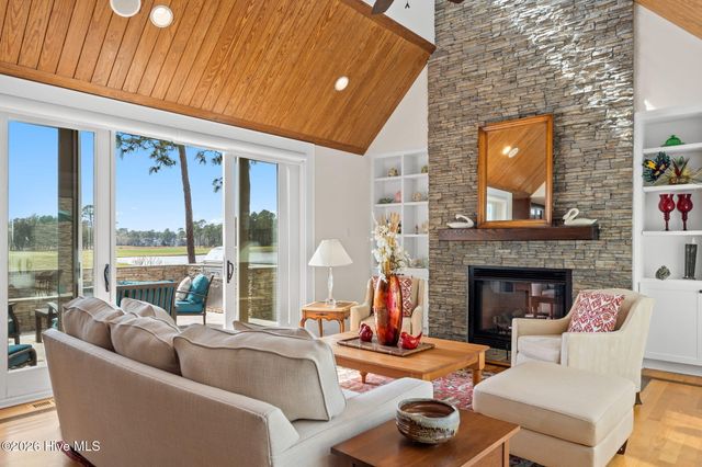 3190 Moss Hammock Wynd, Southport, NC 28461