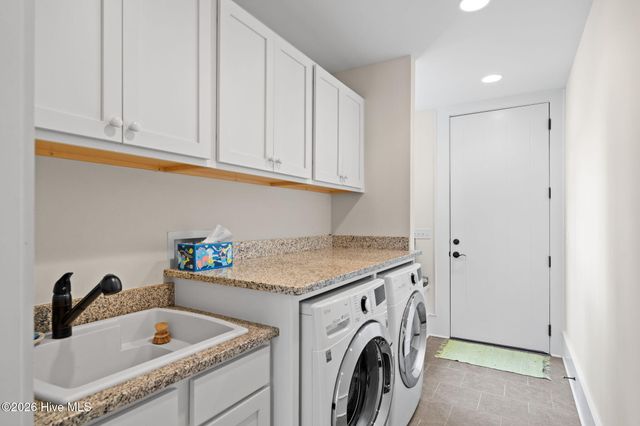 3190 Moss Hammock Wynd, Southport, NC 28461