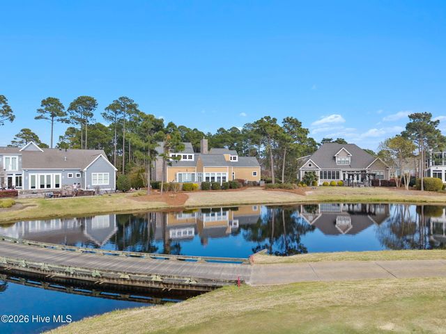 3190 Moss Hammock Wynd, Southport, NC 28461